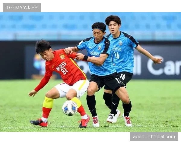 日本球员亚冠表现亮眼,相马勇纪荣膺单场最佳 日本球员亚冠表现亮眼,相马勇纪荣膺单场最佳