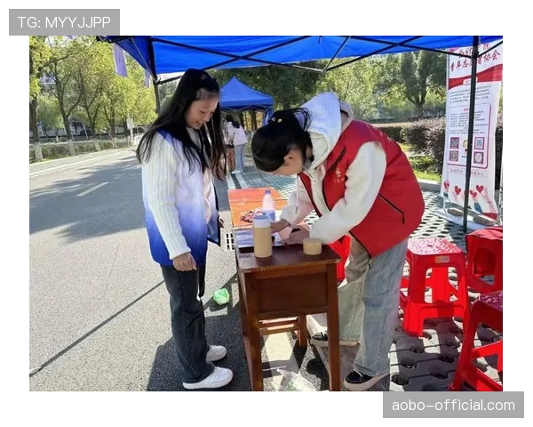 学生志愿者参与服务 保障赛事顺利组织进行